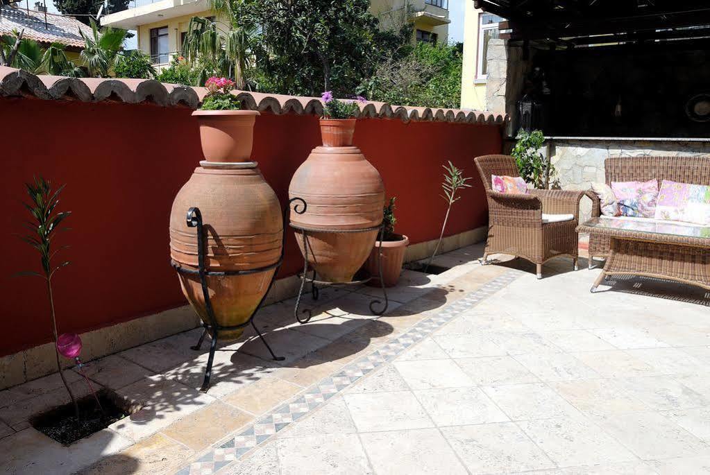 Dantel Pension Antalya Exterior photo